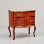 1068 4328 CHEST OF DRAWERS